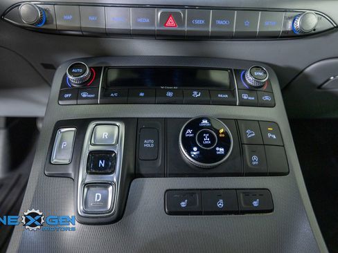 Used 2022 Hyundai Palisade SEL w/ 8P Bench Seat Package AWD/4WD image 22