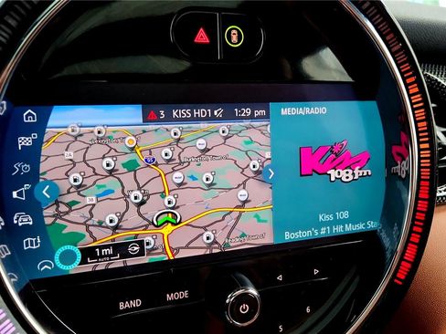 Used 2022 MINI Cooper S image 22