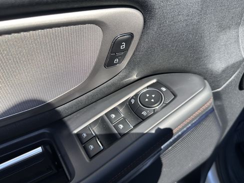 Used 2025 Ford Expedition Max Active AWD/4WD image 18