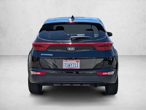 Used 2017 Kia Sportage LX AWD/4WD image 7