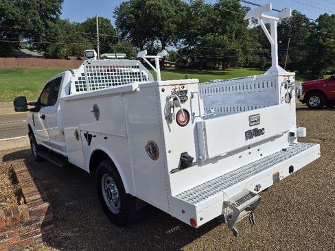 Used 2019 Ford F250 XL w/ XL Value Package AWD/4WD image 10
