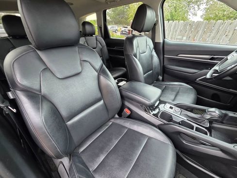 Used 2022 Kia Telluride S AWD/4WD image 11