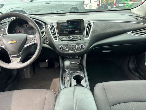 Used 2024 Chevrolet Malibu LT FWD image 10
