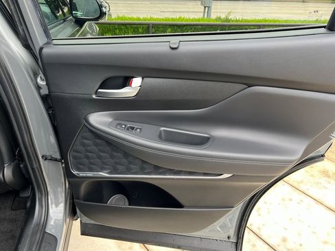 Certified 2022 Hyundai Santa Fe Limited FWD image 9