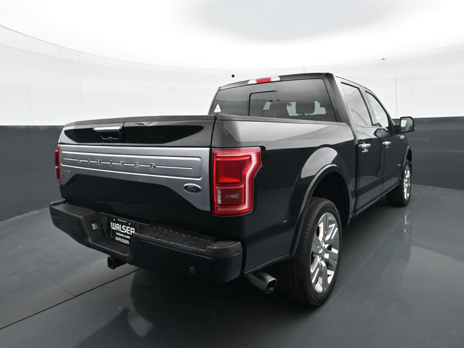 Used 2017 Ford F150 Limited AWD/4WD image 6
