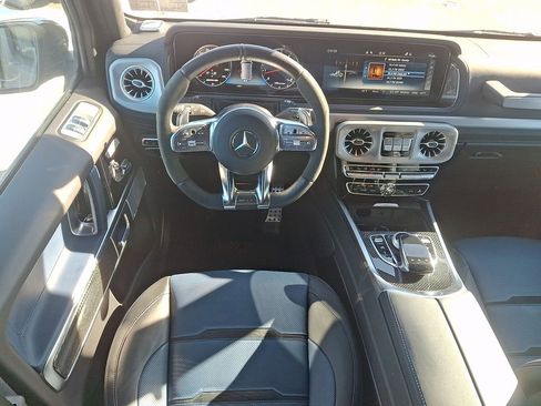 Used 2024 Mercedes-Benz G 63 AMG 4MATIC image 2