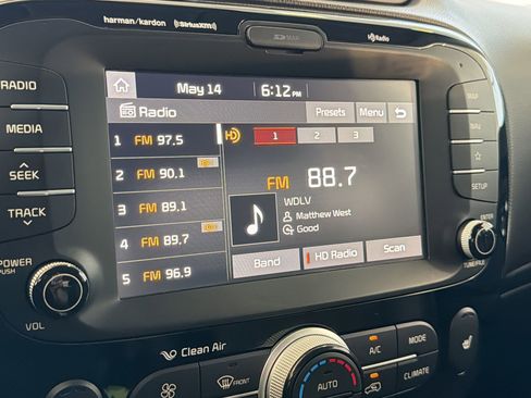 Used 2018 Kia Soul ! w/ Tech Package FWD image 23