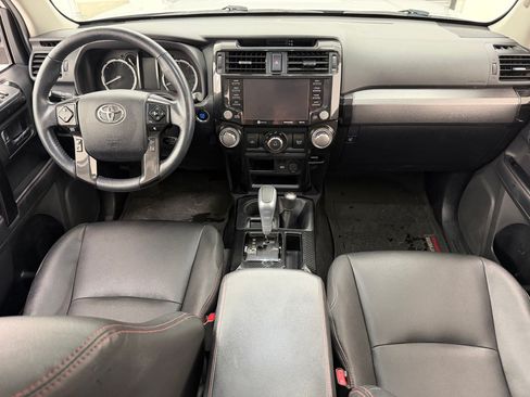 Used 2021 Toyota 4Runner TRD Off-Road Premium w/ Moonroof Package AWD/4WD image 16