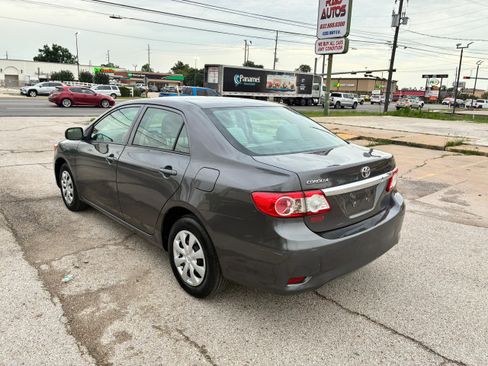Used 2013 Toyota Corolla L image 3