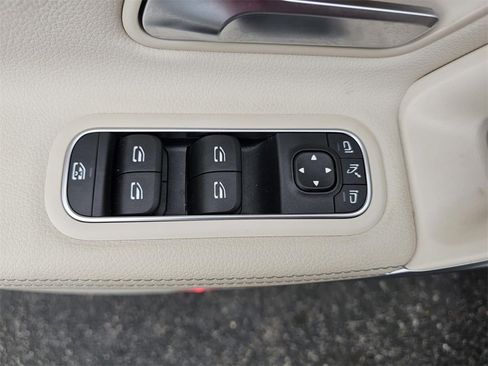 Certified 2025 Mercedes-Benz CLA 250 CLA  250 image 13