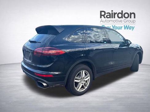 Used 2016 Porsche Cayenne image 40