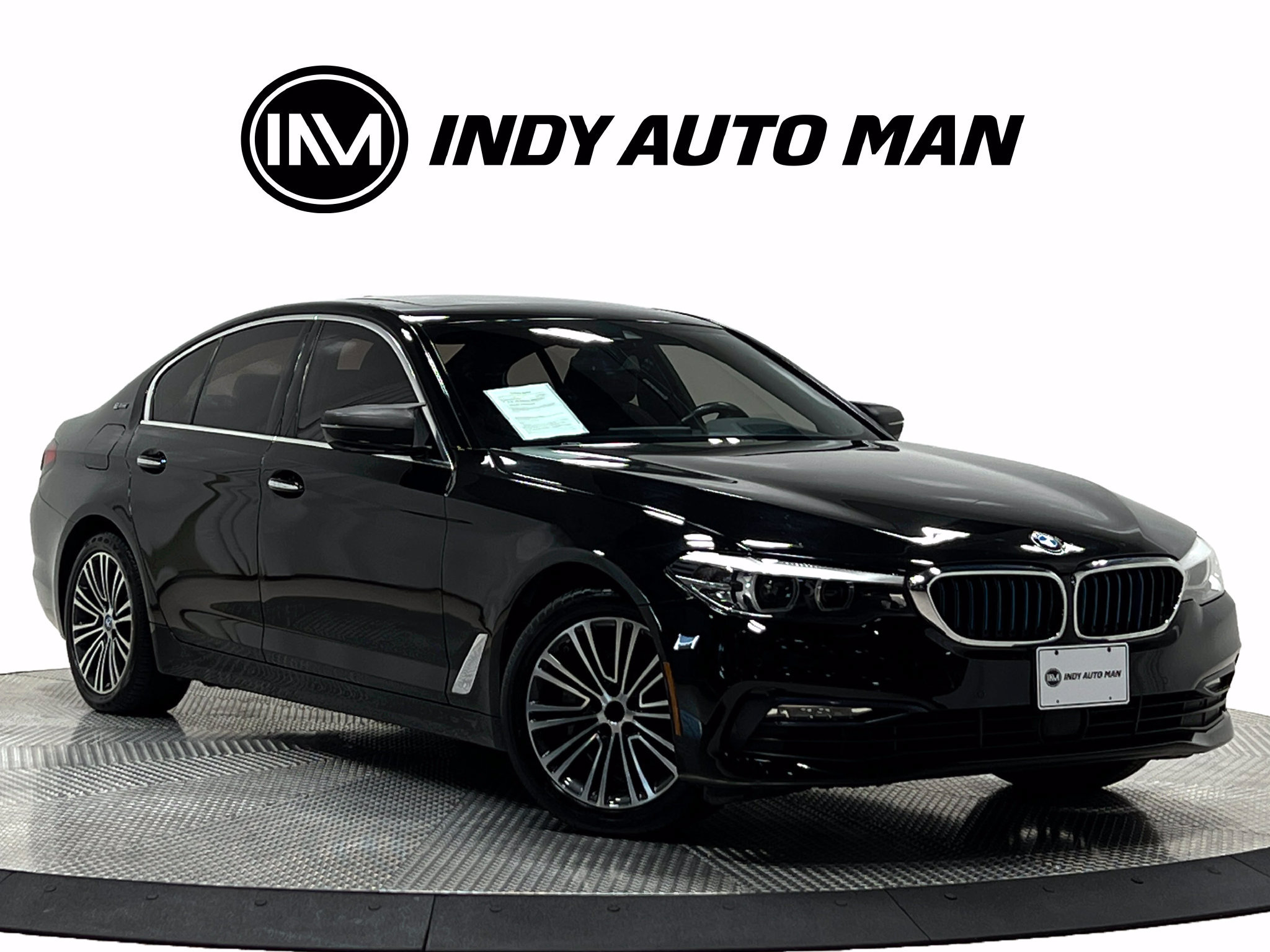 Used 2018 BMW 530e xDrive AWD/4WD image 2