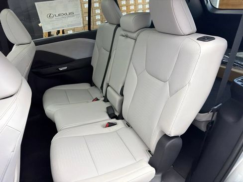 New 2026 Lexus TX 350 AWD image 17