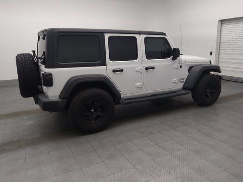 Used 2018 Jeep Wrangler Unlimited Sport S AWD/4WD image 10
