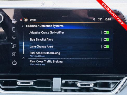 Used 2025 Chevrolet Equinox LT FWD image 7