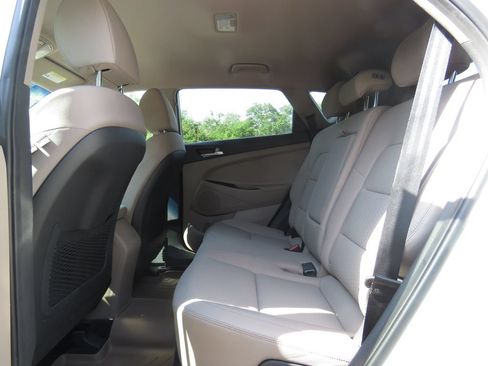 Used 2021 Hyundai Tucson Value AWD/4WD image 19