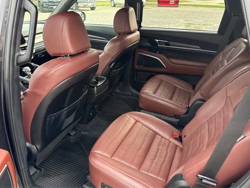 Used 2025 Kia Telluride SX Prestige AWD/4WD image 10
