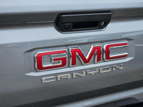 New 2026 GMC Canyon AT4 AWD/4WD image 11