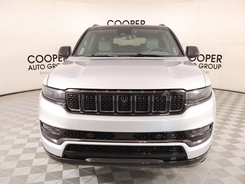 Used 2024 Jeep Grand Wagoneer L Series III w/ Rear Seat Video Group 1 image 10