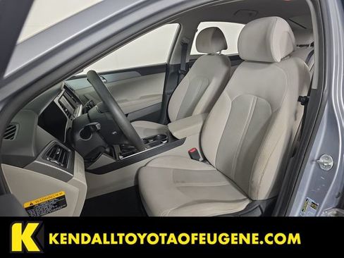 Used 2016 Hyundai Sonata SE FWD image 23