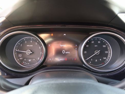 Certified 2022 Buick Encore GX Select image 21