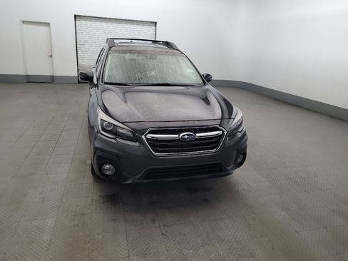 Used 2018 Subaru Outback 2.5i Limited AWD/4WD image 14