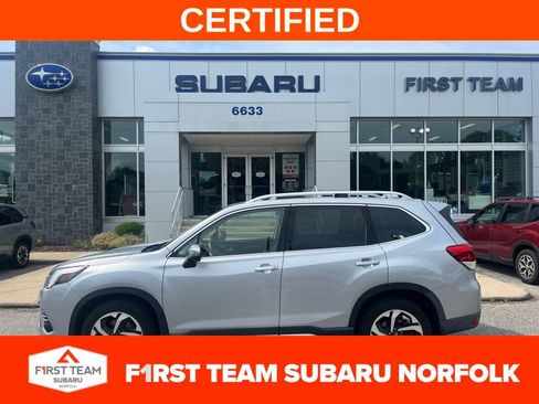 Used 2023 Subaru Forester Touring AWD/4WD image 1