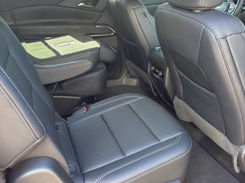 Used 2026 Chevrolet Traverse LT AWD/4WD image 21