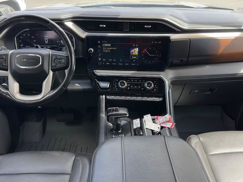 Used 2024 GMC Sierra 1500 Denali AWD/4WD image 7