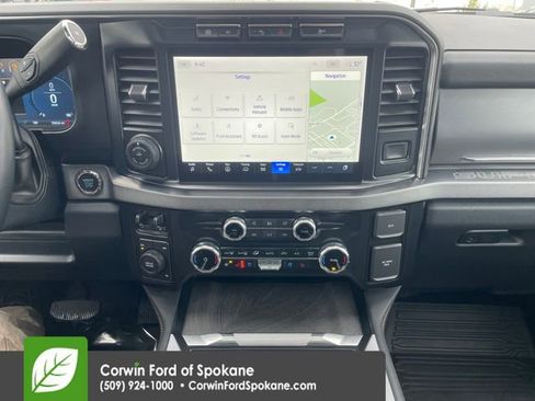 Certified 2024 Ford F450 Platinum w/ Camper Package image 33