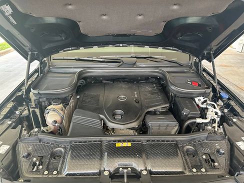 Used 2023 Mercedes-Benz GLS 450 4MATIC image 13