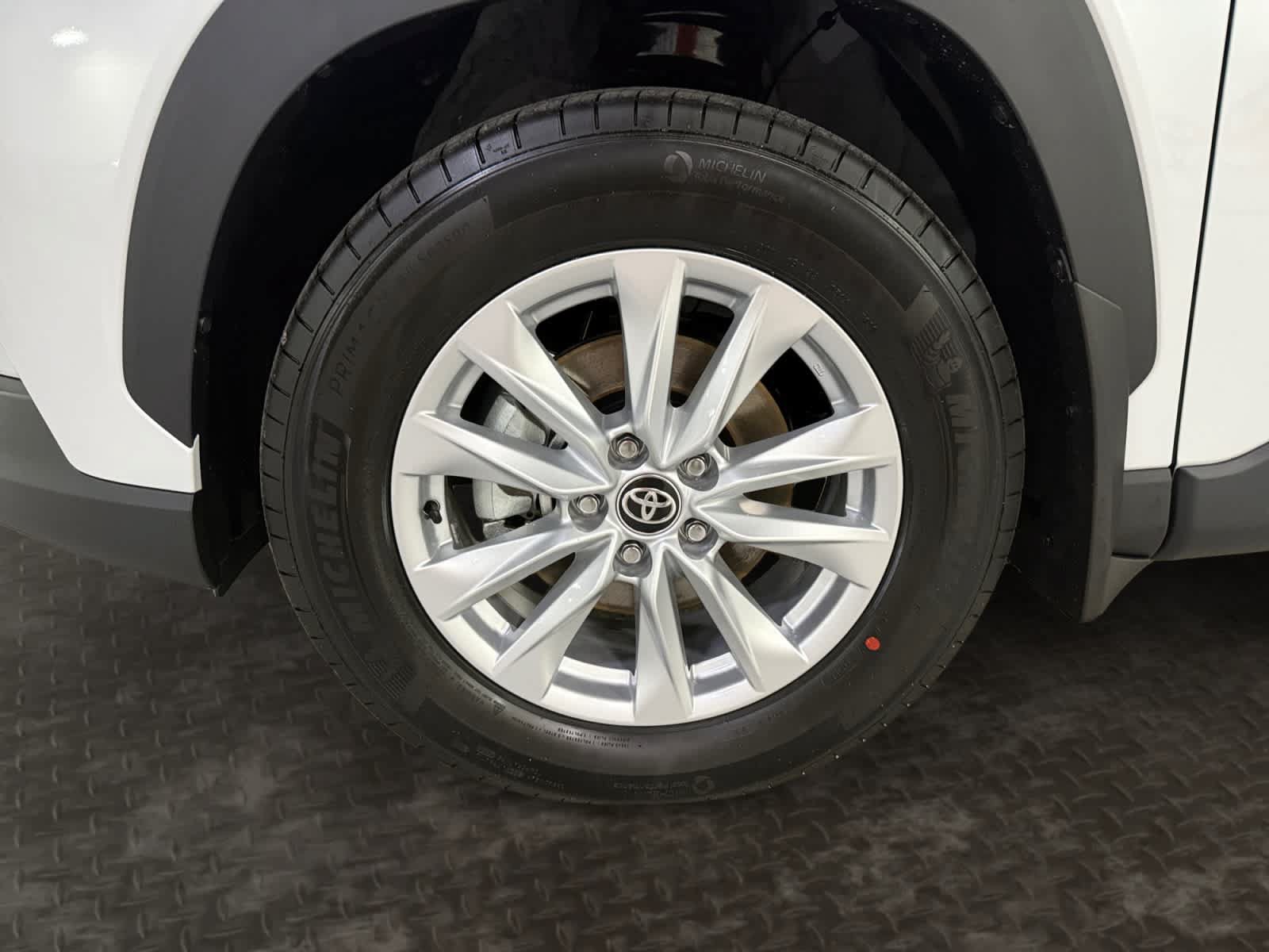 New 2026 Toyota Corolla Cross LE FWD image 17
