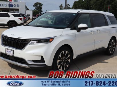 Used 2024 Kia Carnival EX