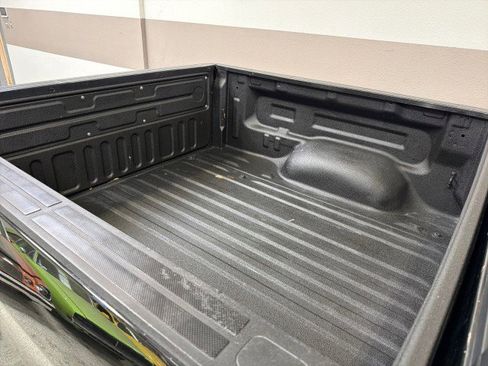 Used 2019 Toyota Tundra SR5 w/ SR5 Upgrade Package image 77