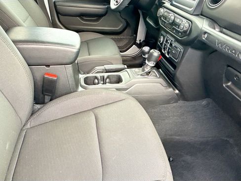 Used 2023 Jeep Wrangler Unlimited image 33