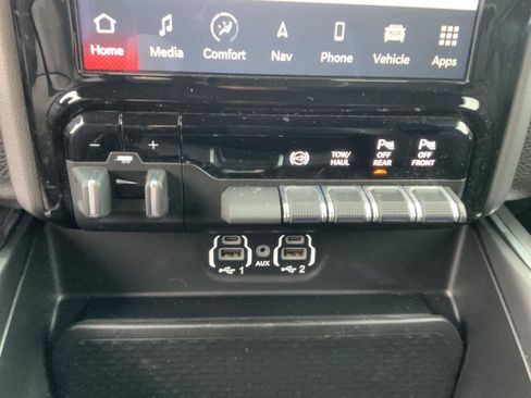 Used 2022 RAM 2500 Laramie w/ Night Edition AWD/4WD image 48