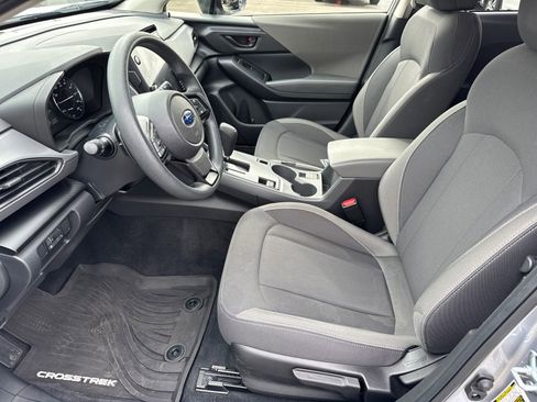 Certified 2025 Subaru Crosstrek 2.0i Premium w/ Crosstrek Mirror Package image 15
