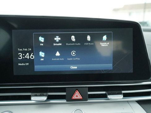 New 2026 Hyundai Elantra Limited image 36