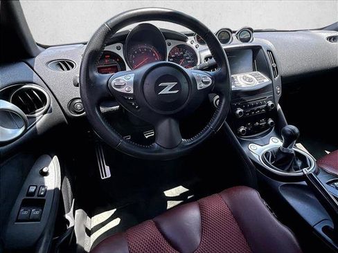 Used 2014 Nissan 370Z Touring w/ Navigation Package RWD image 7