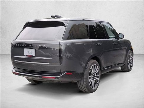 Used 2024 Land Rover Range Rover SE AWD/4WD image 5