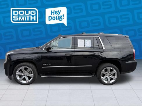Used 2017 GMC Yukon Denali w/ Open Road Package AWD/4WD image 2