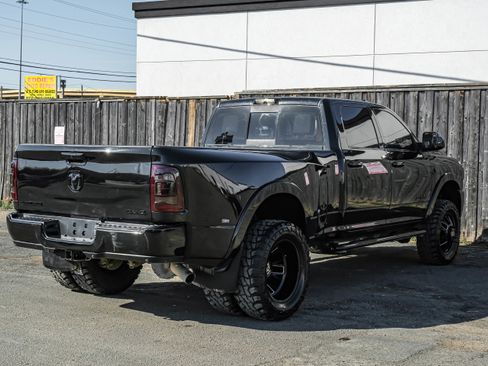 Used 2021 RAM 3500 Laramie image 8