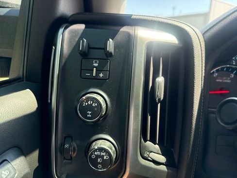 Used 2019 Chevrolet Silverado 2500 LTZ w/ LTZ Plus Package AWD/4WD image 32