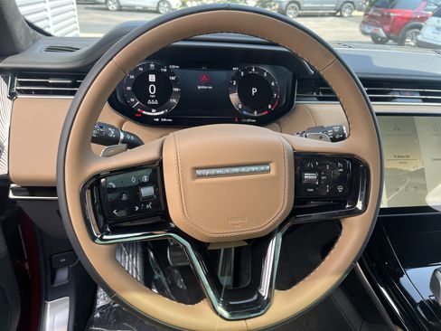 New 2025 Land Rover Range Rover Sport Autobiography image 10