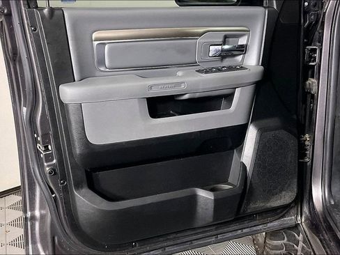 Used 2018 RAM 1500 Big Horn image 24