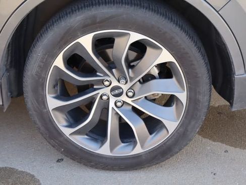 Used 2025 Lincoln Aviator AWD w/ Jet Appearance Package image 29