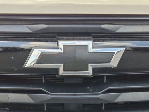 Used 2023 Chevrolet Colorado Z71 w/ Z71 Convenience Package 2 AWD/4WD image 29