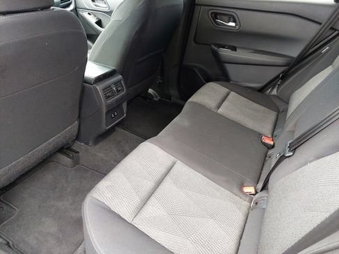 Used 2024 Nissan Rogue SV AWD/4WD image 17