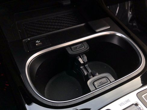 New 2025 Mercedes-Benz CLA 250 4MATIC image 32