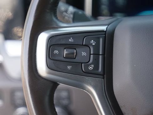 Used 2022 Chevrolet Silverado 1500 LTZ AWD/4WD image 23